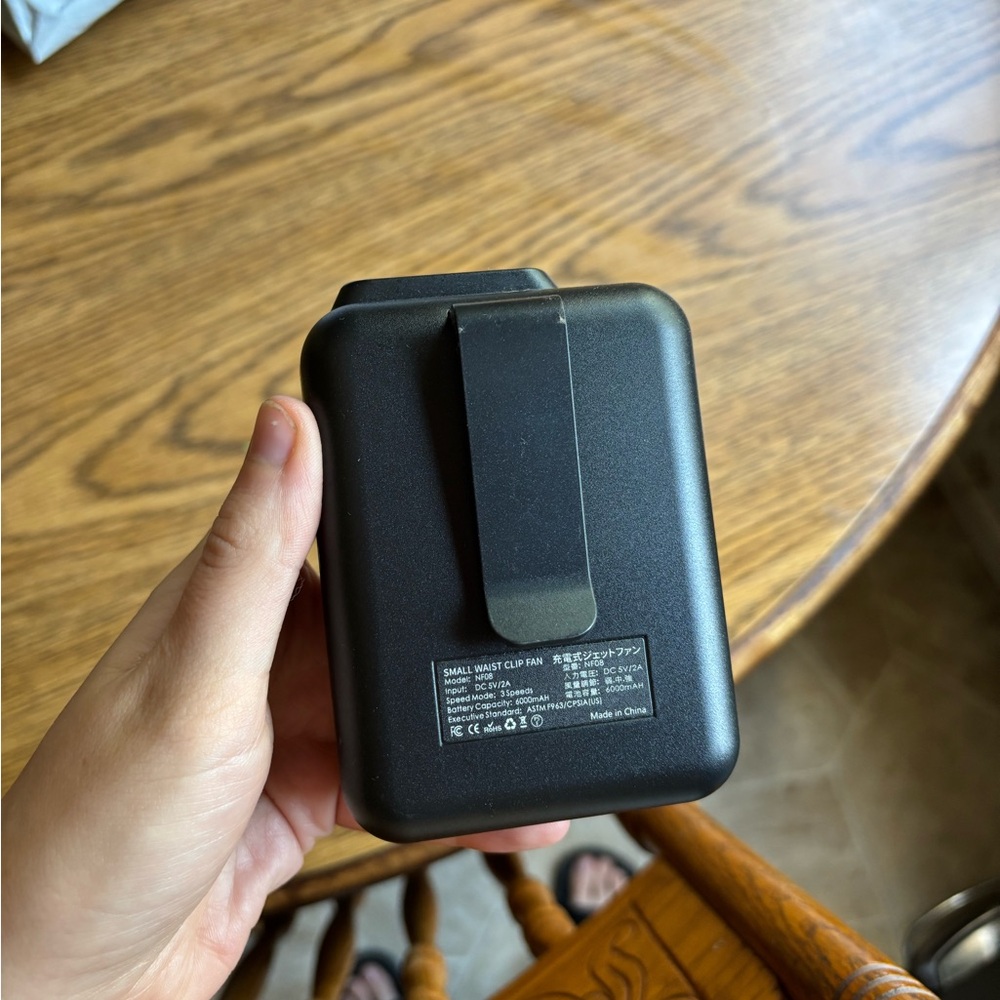 Rechargeable Belt Fan - Picture 8 of 10